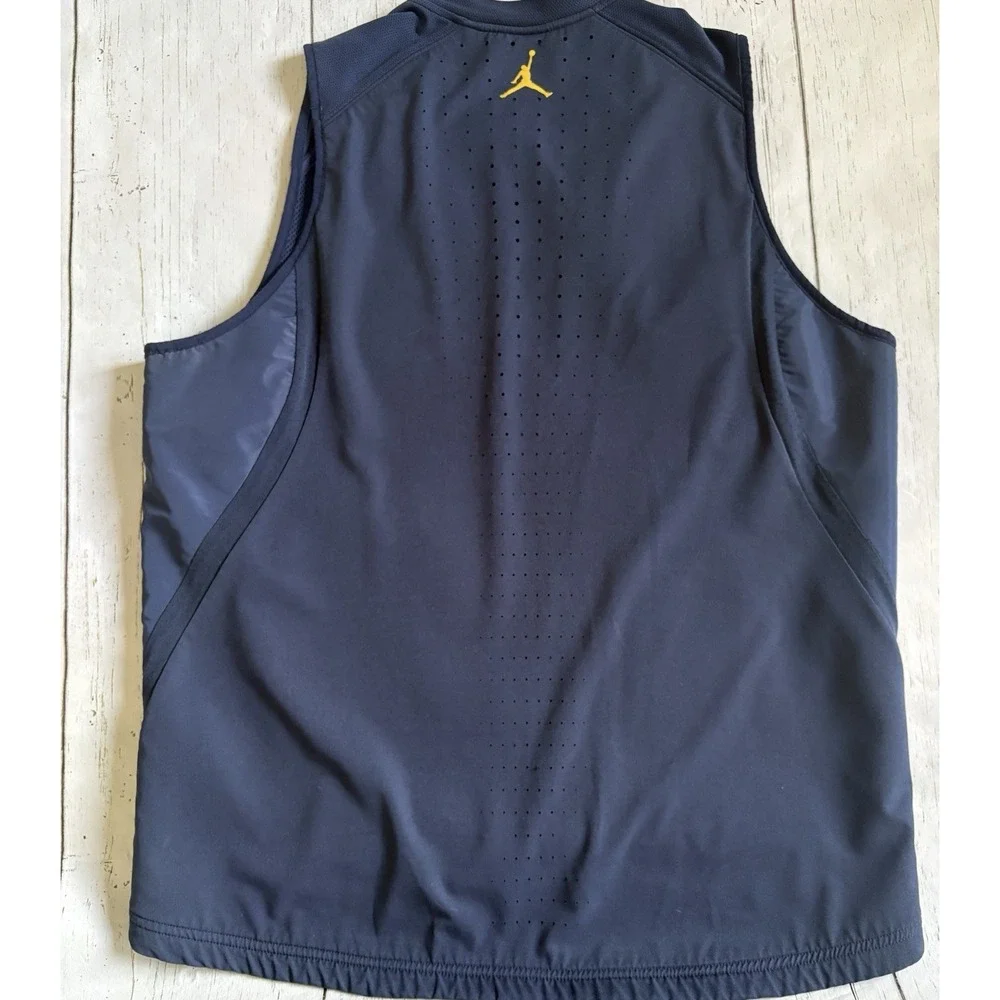 Jordan Michigan Men's Sleeveless full Zip Blue vest Men's Size XL